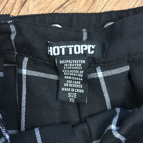 Hot Topic Women’s Skirt Black With White Stripes Size XS - Picture 3 of 4